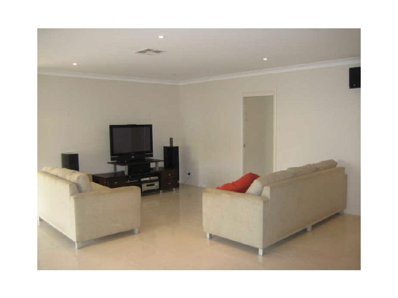 162 Aberglasslyn Road, Aberglasslyn NSW 2320