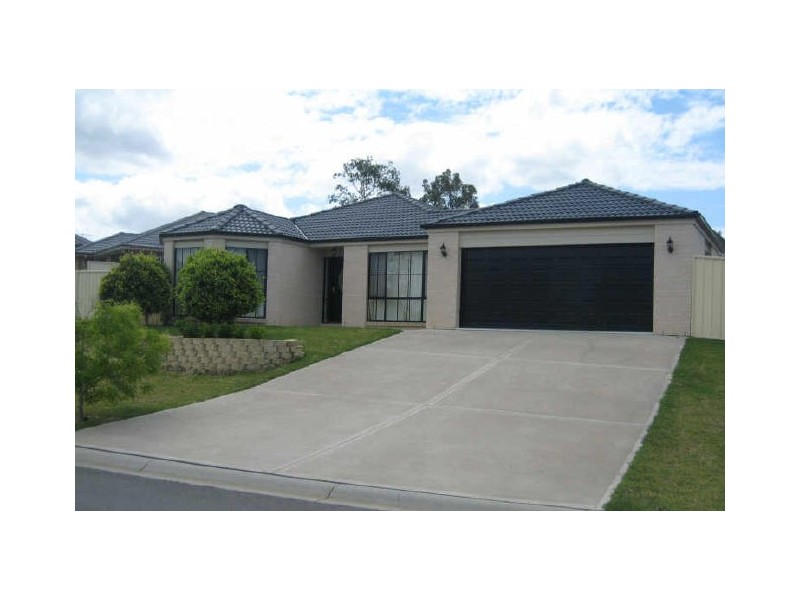 4 Peregrine Close, Aberglasslyn NSW 2320