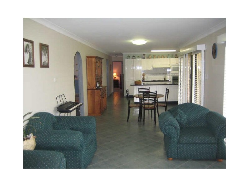 103 Weblands Street, Aberglasslyn NSW 2320