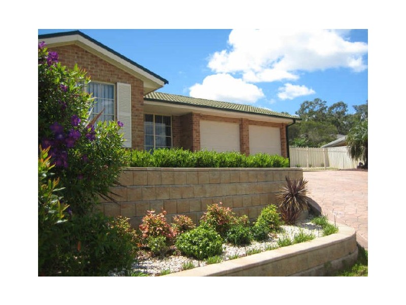 9 Lauren Close, Aberglasslyn NSW 2320