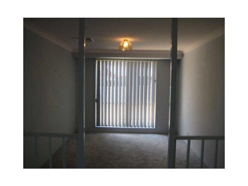 9 Lauren Close, Aberglasslyn NSW 2320