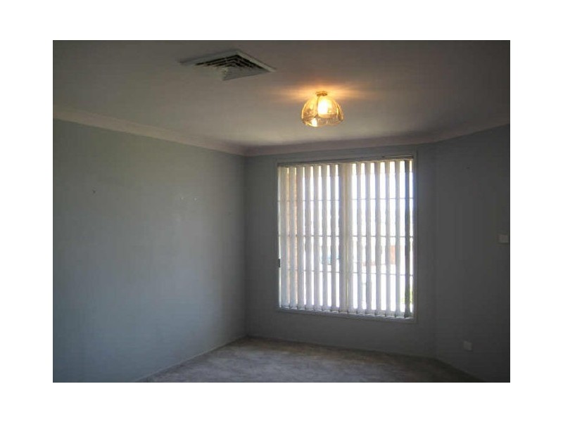 9 Lauren Close, Aberglasslyn NSW 2320