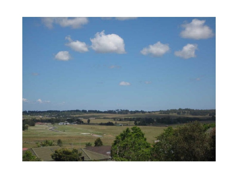 9 Lauren Close, Aberglasslyn NSW 2320