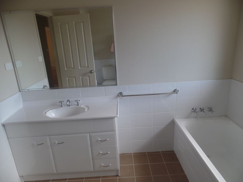 3 Weemala Close, Aberglasslyn NSW 2320