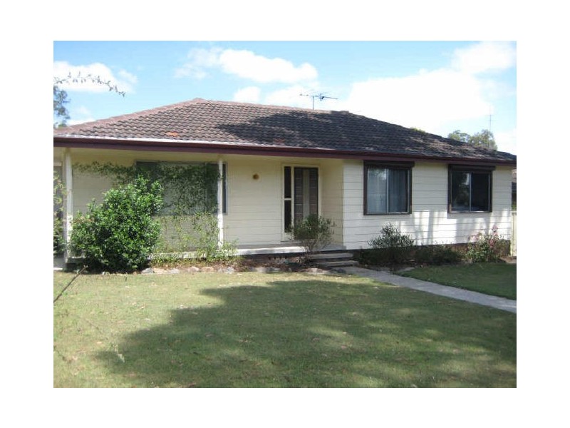 13 Griffin Close, Thornton NSW 2322