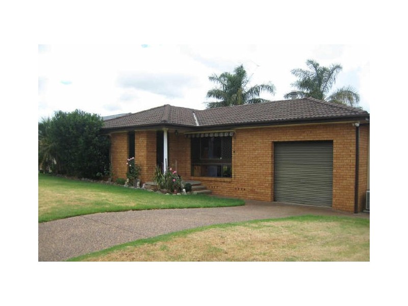 33 Avery Street, Rutherford NSW 2320