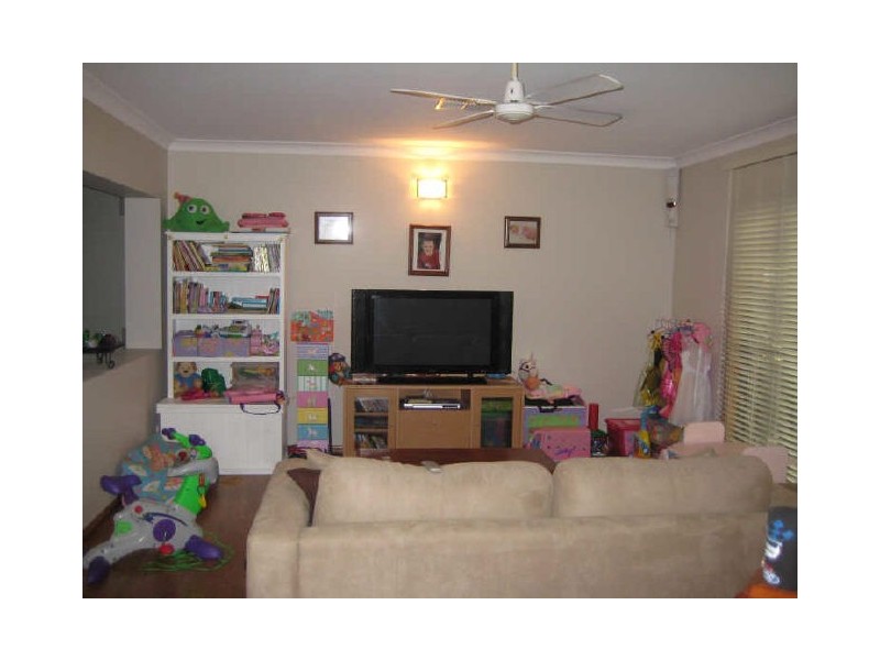 7 Cedar Wattle Close, Aberglasslyn NSW 2320