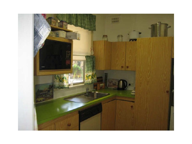 39 Gillies Street, Rutherford NSW 2320