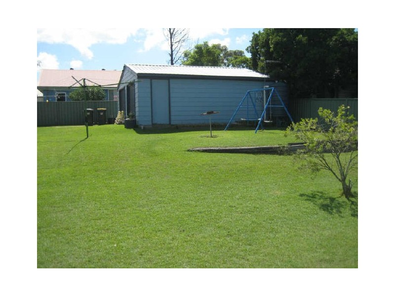 39 Gillies Street, Rutherford NSW 2320