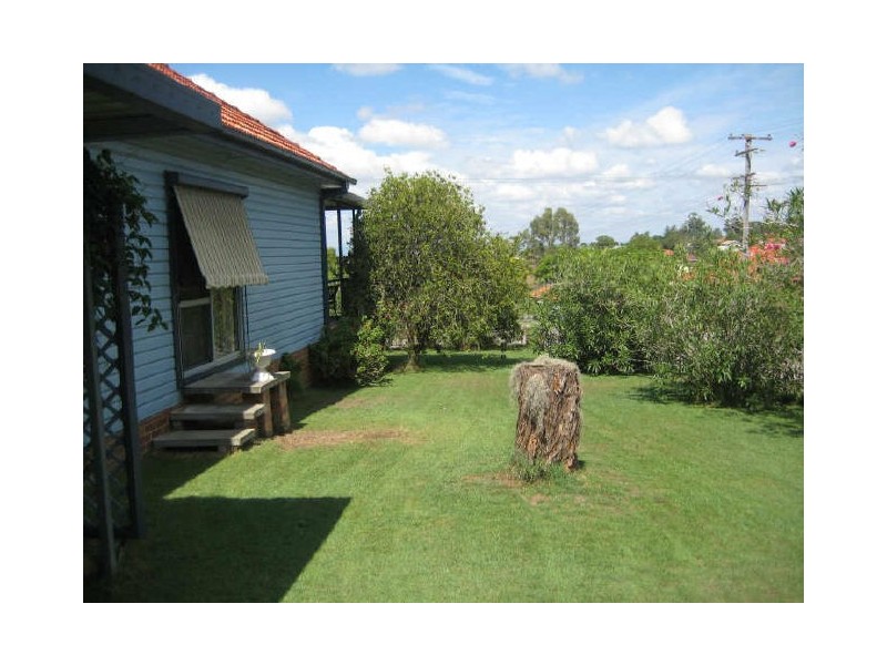 39 Gillies Street, Rutherford NSW 2320