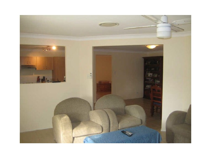 6 Aaron Cove, Rutherford NSW 2320