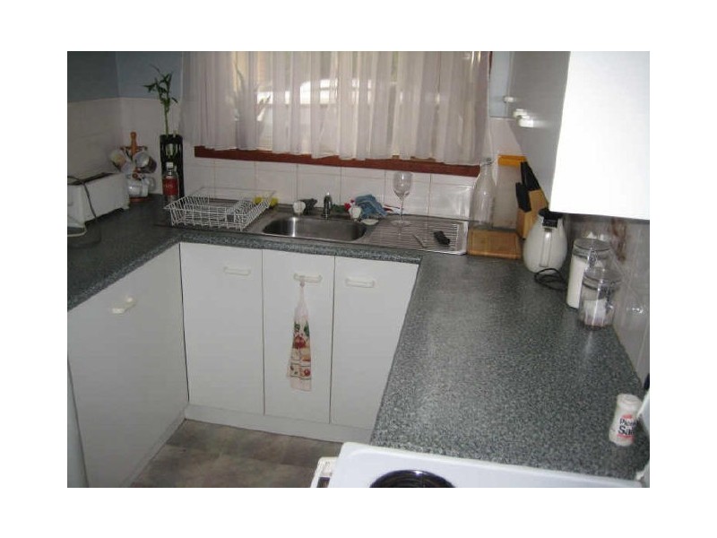 9/5 Justine Parade, Rutherford NSW 2320