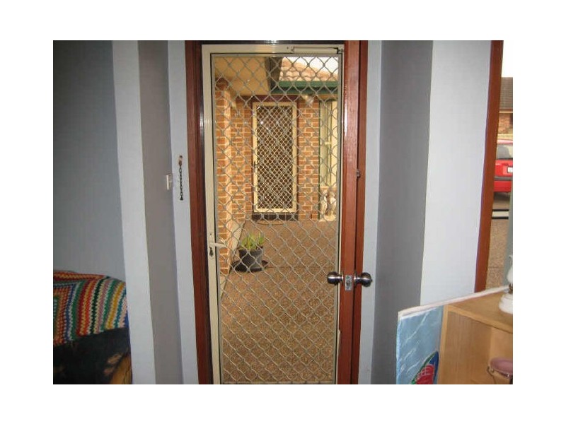 9/5 Justine Parade, Rutherford NSW 2320