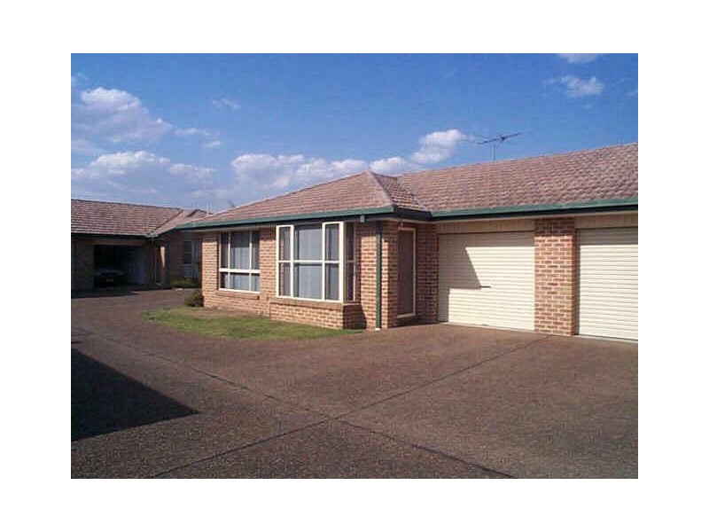 9/5 Justine Parade, Rutherford NSW 2320