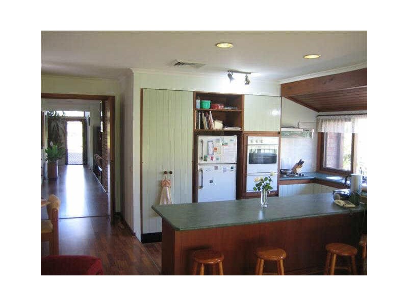 2 Cadet Close, Bolwarra Heights NSW 2320