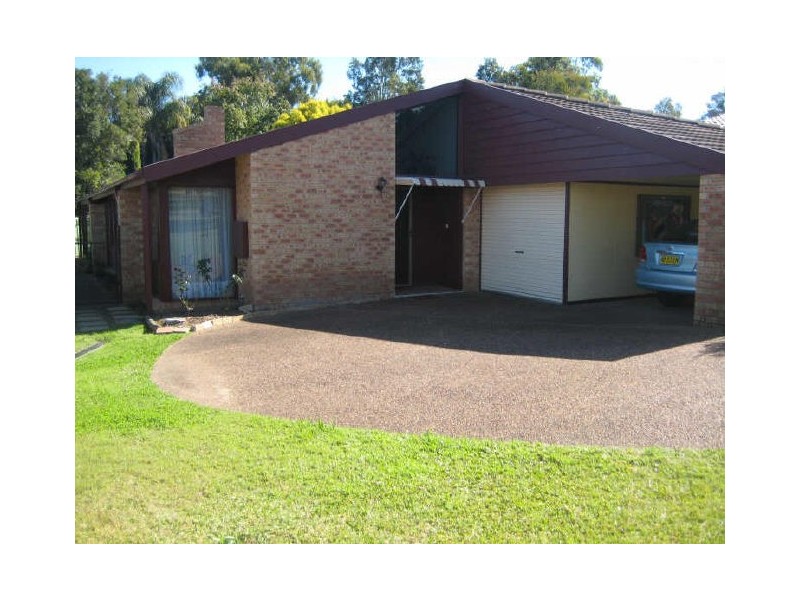 2 Cadet Close, Bolwarra Heights NSW 2320
