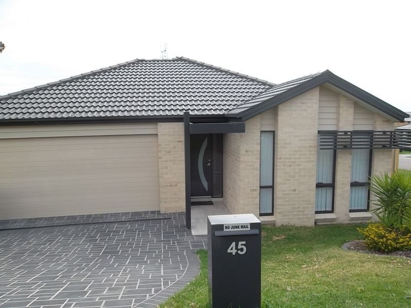 45 River Oak Ave, Gillieston Heights NSW 2321