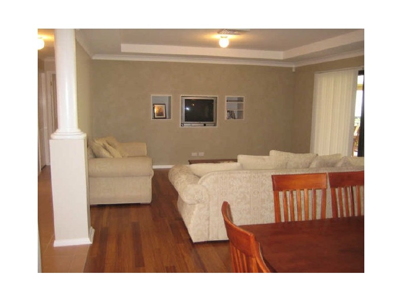 5 Treefern Close, Aberglasslyn NSW 2320