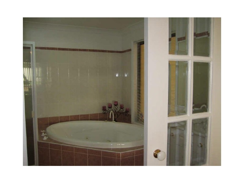 5 Treefern Close, Aberglasslyn NSW 2320