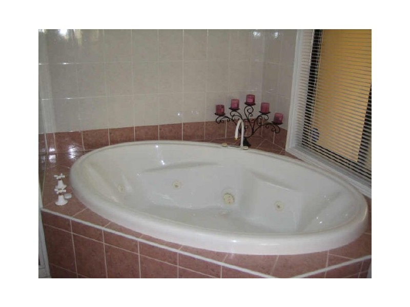 5 Treefern Close, Aberglasslyn NSW 2320