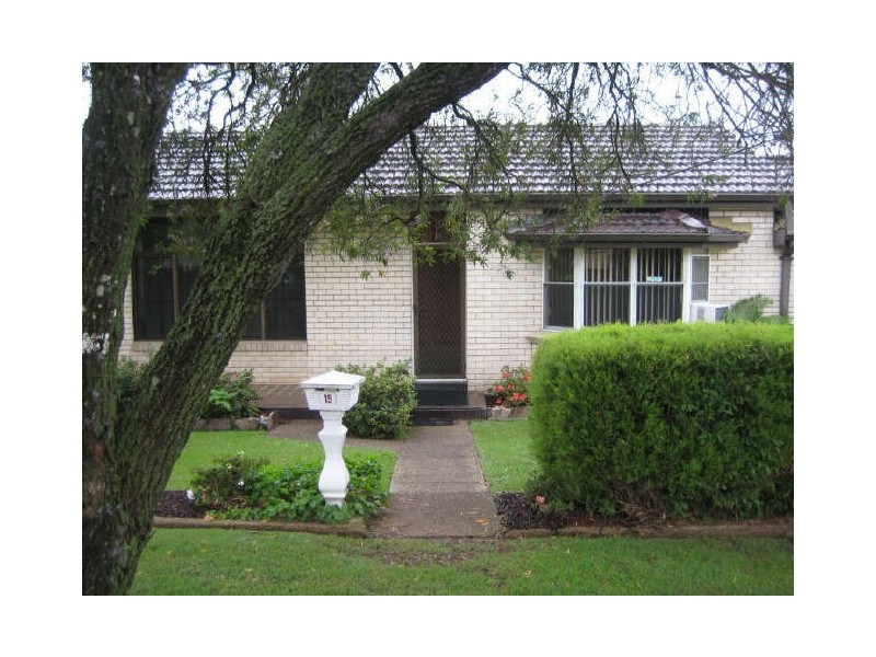 19 Joan Street, Rutherford NSW 2320