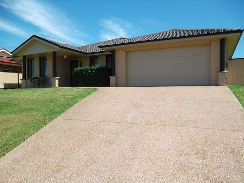 140 Avery St, Rutherford NSW 2320