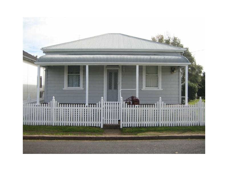 18 Rose Street, Maitland NSW 2320