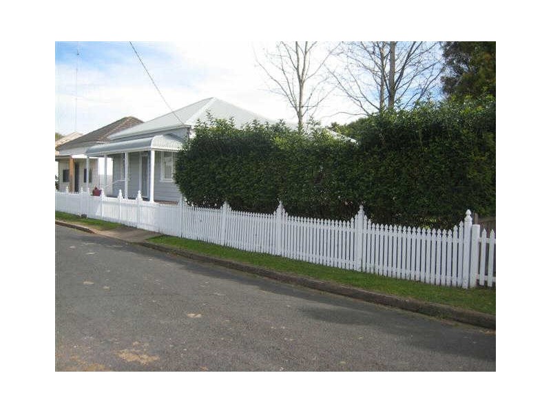 18 Rose Street, Maitland NSW 2320