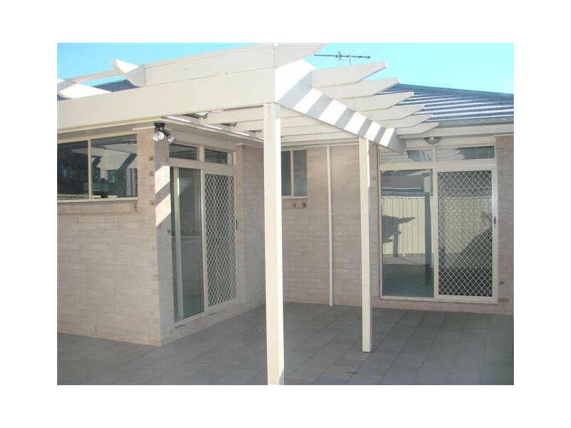 1/7 Lindeman Grove, Cessnock NSW 2325