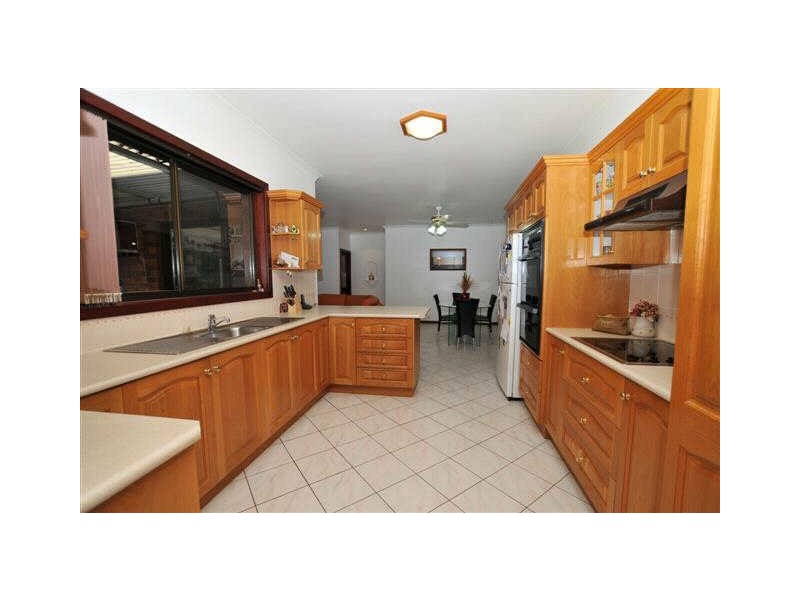 38 Church Street, East Branxton NSW 2335