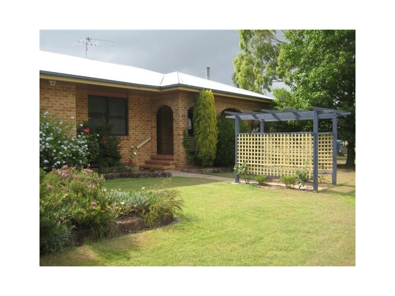 41 Kensington Road, Bolwarra NSW 2320