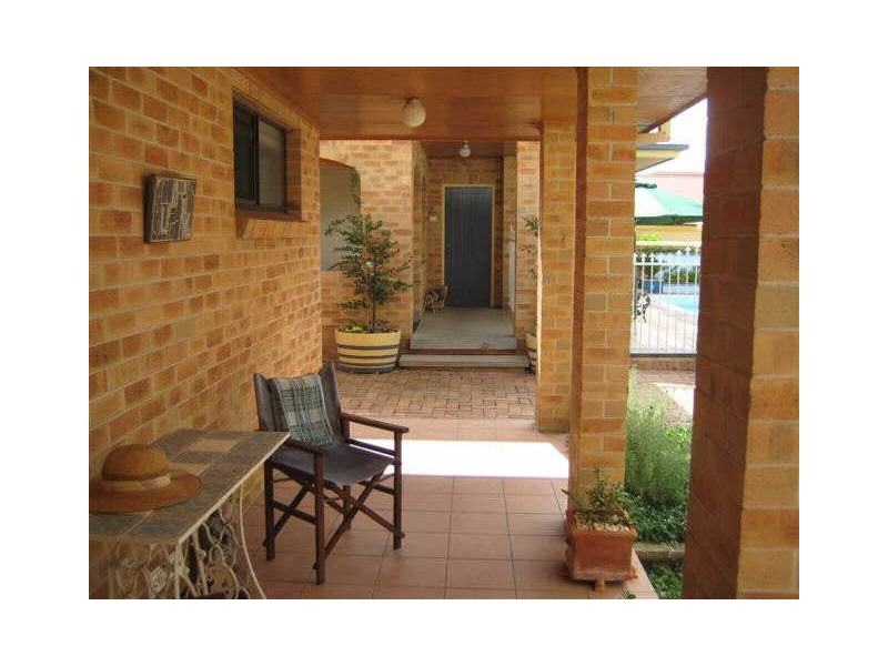 41 Kensington Road, Bolwarra NSW 2320