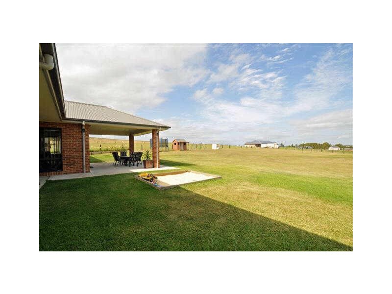 94 River Road, Windella NSW 2320