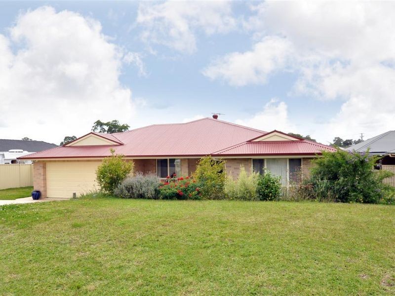 129 Avery St, Rutherford NSW 2320