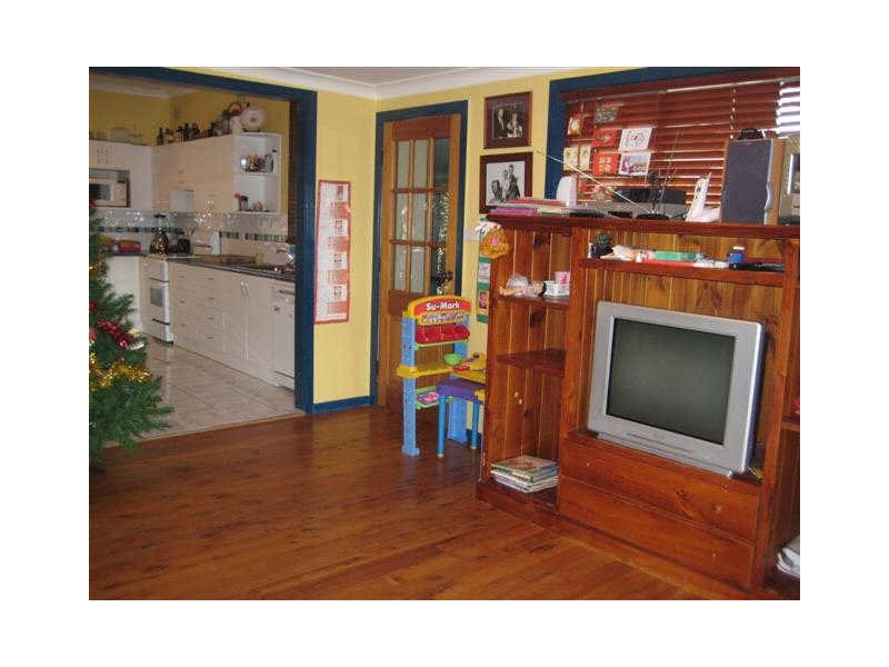 15 Thompson Street, Rutherford NSW 2320