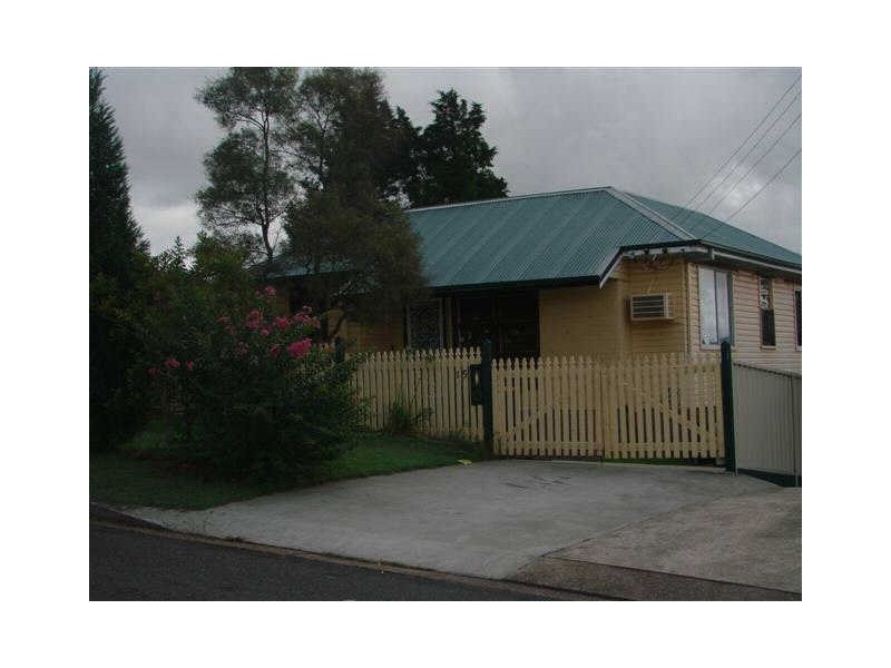 15 Thompson Street, Rutherford NSW 2320