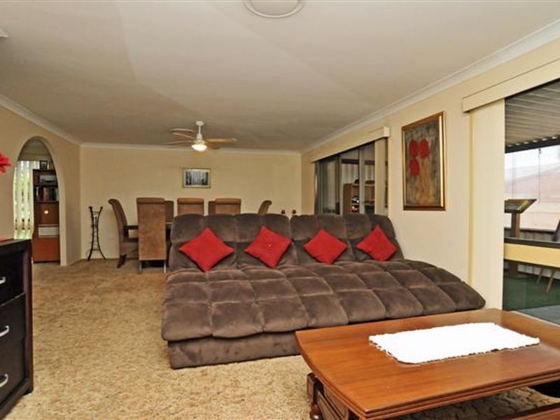 10 Evans Street, Greta NSW 2334