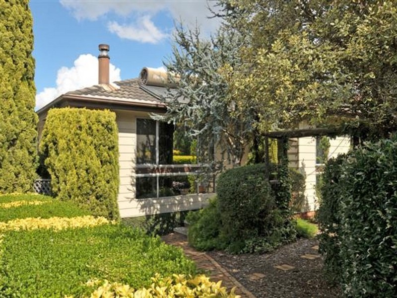 6 Heyes Street, Gillieston Heights NSW 2321