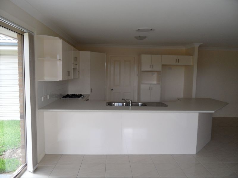 10 O’Leria Way, Aberglasslyn NSW 2320