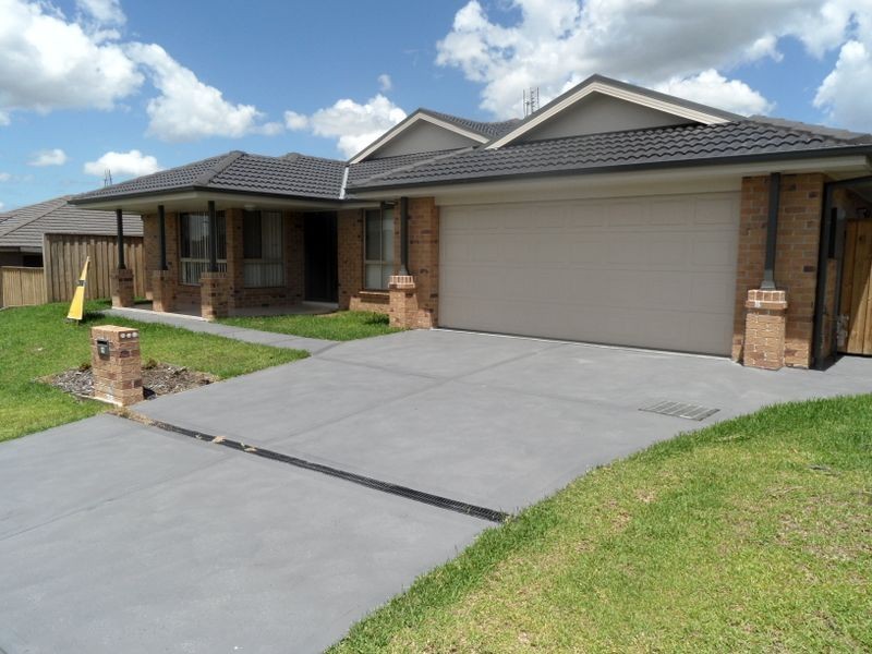 10 O’Leria Way, Aberglasslyn NSW 2320