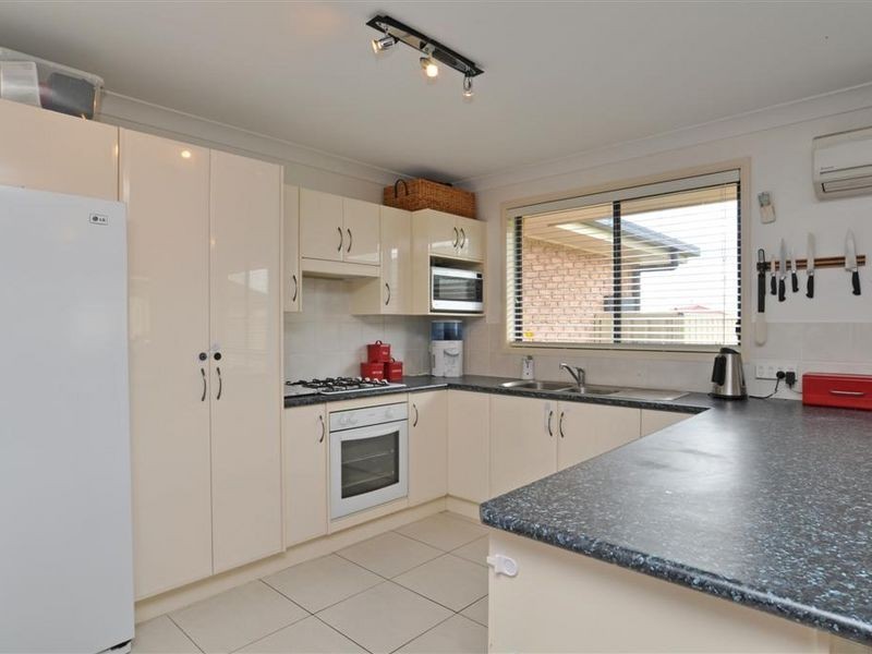 18 Kelly Circuit, Rutherford NSW 2320