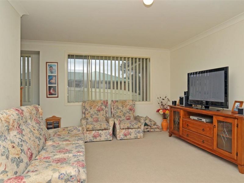 98 Budgeree Drive, Aberglasslyn NSW 2320