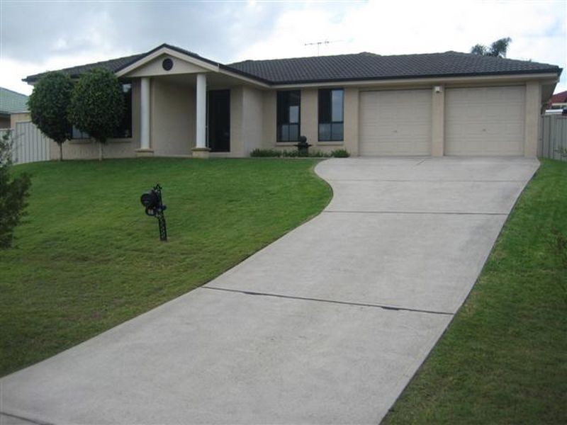 24 Richard Road, Rutherford NSW 2320