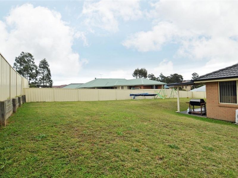 98 Budgeree Drive, Aberglasslyn NSW 2320