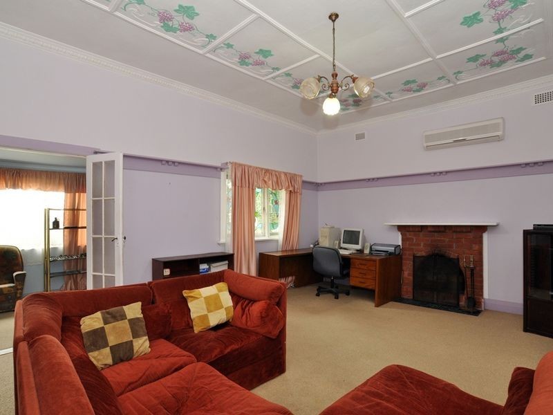 151 Lawes St, East Maitland NSW 2323