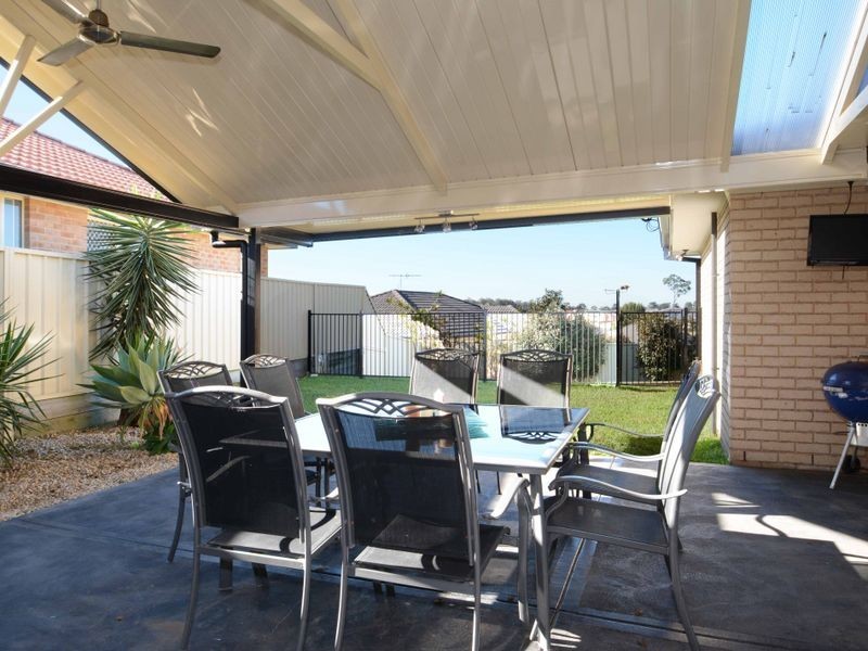 5 Peregrine Close, Aberglasslyn NSW 2320