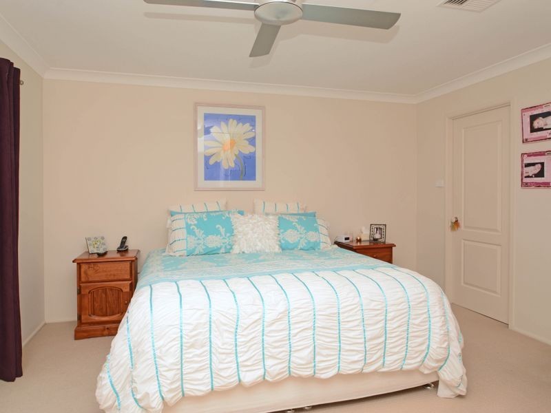 5 Peregrine Close, Aberglasslyn NSW 2320