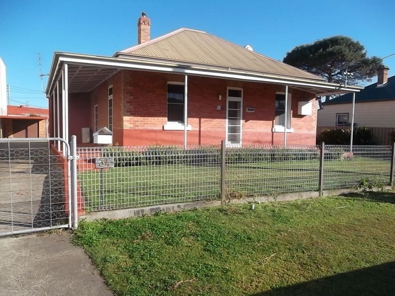 34 Charlton St, Cessnock NSW 2325