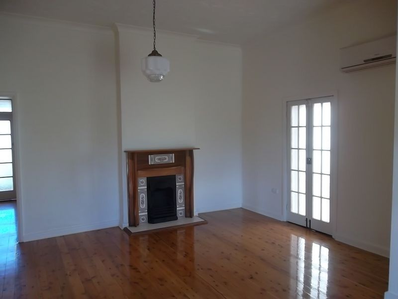 34 Charlton St, Cessnock NSW 2325