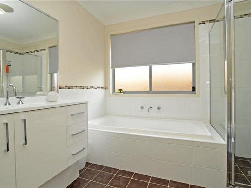 36 Saddlers Drive, Gillieston Heights NSW 2321